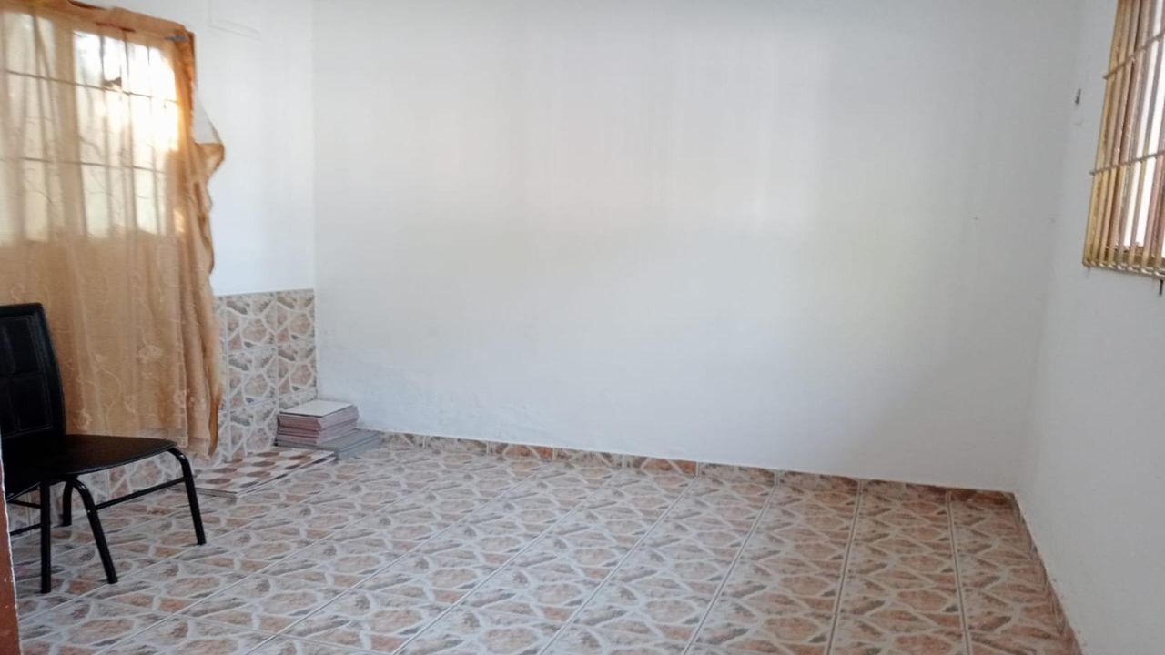 2 Bedroom house for sale in Montford, Chatsworth