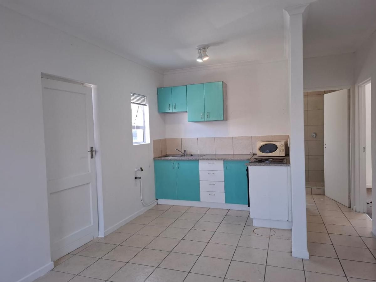 2 Bedroom house to rent in Lentegeur, Mitchells Plain