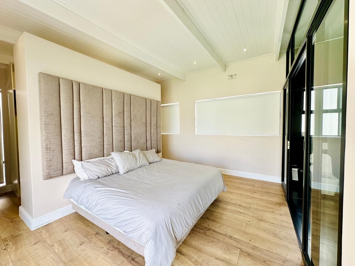 4 Bedroom house rented in Crawford, Cape Town