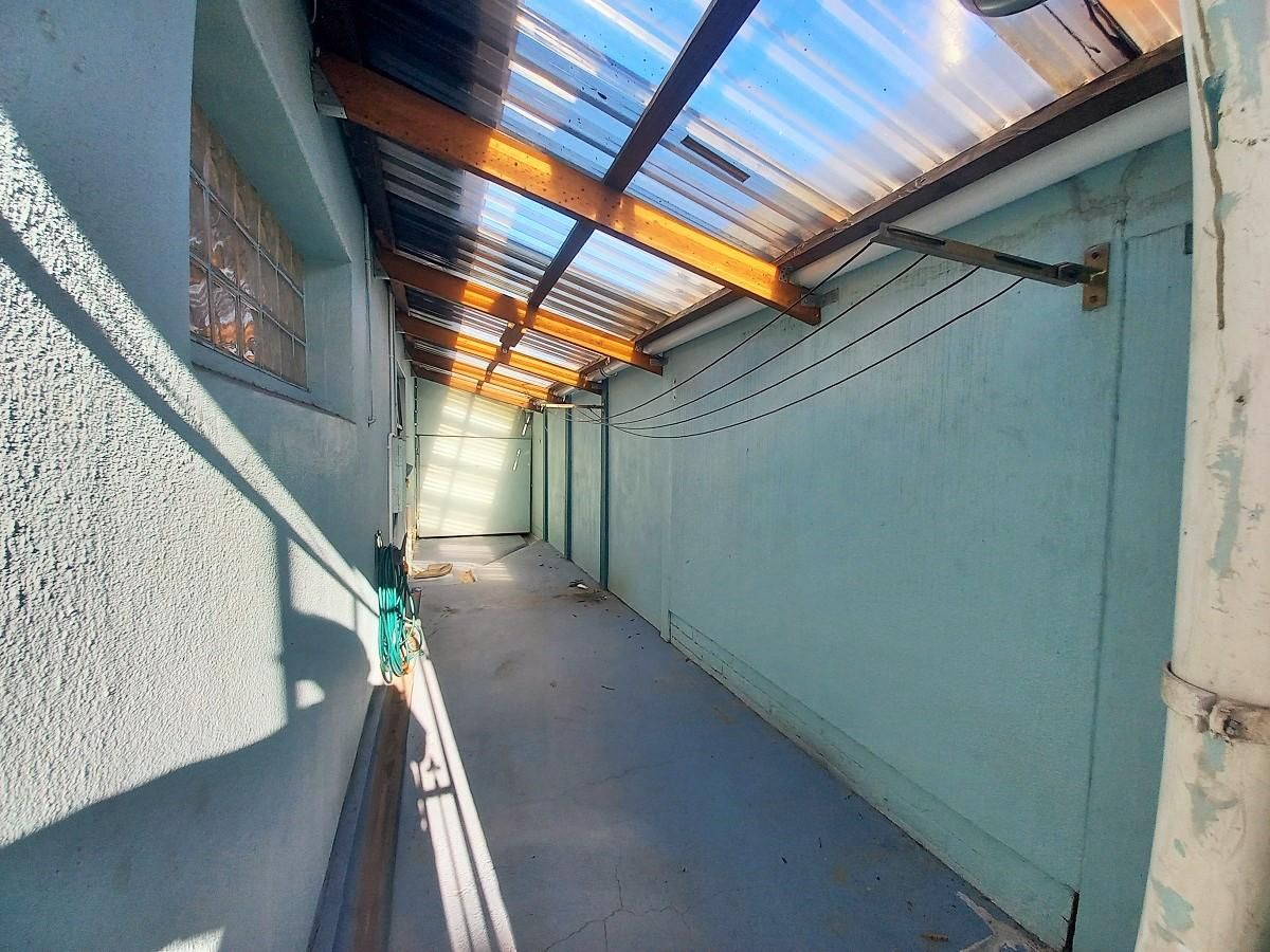 3 Bedroom house rented in Lansdowne, Cape Town