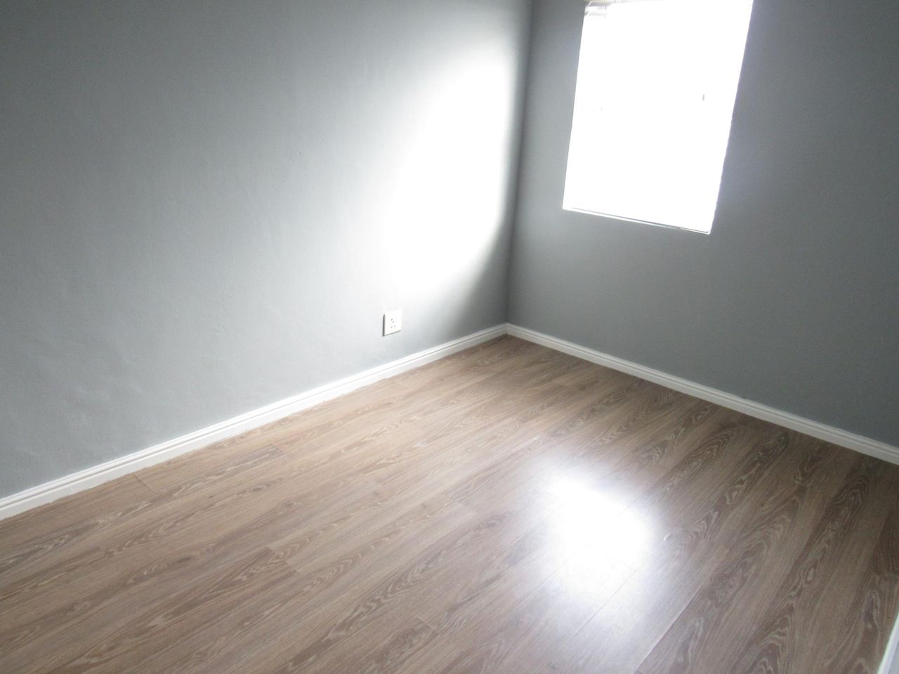 2 Bedroom apartment for sale in Lansdowne, Cape Town