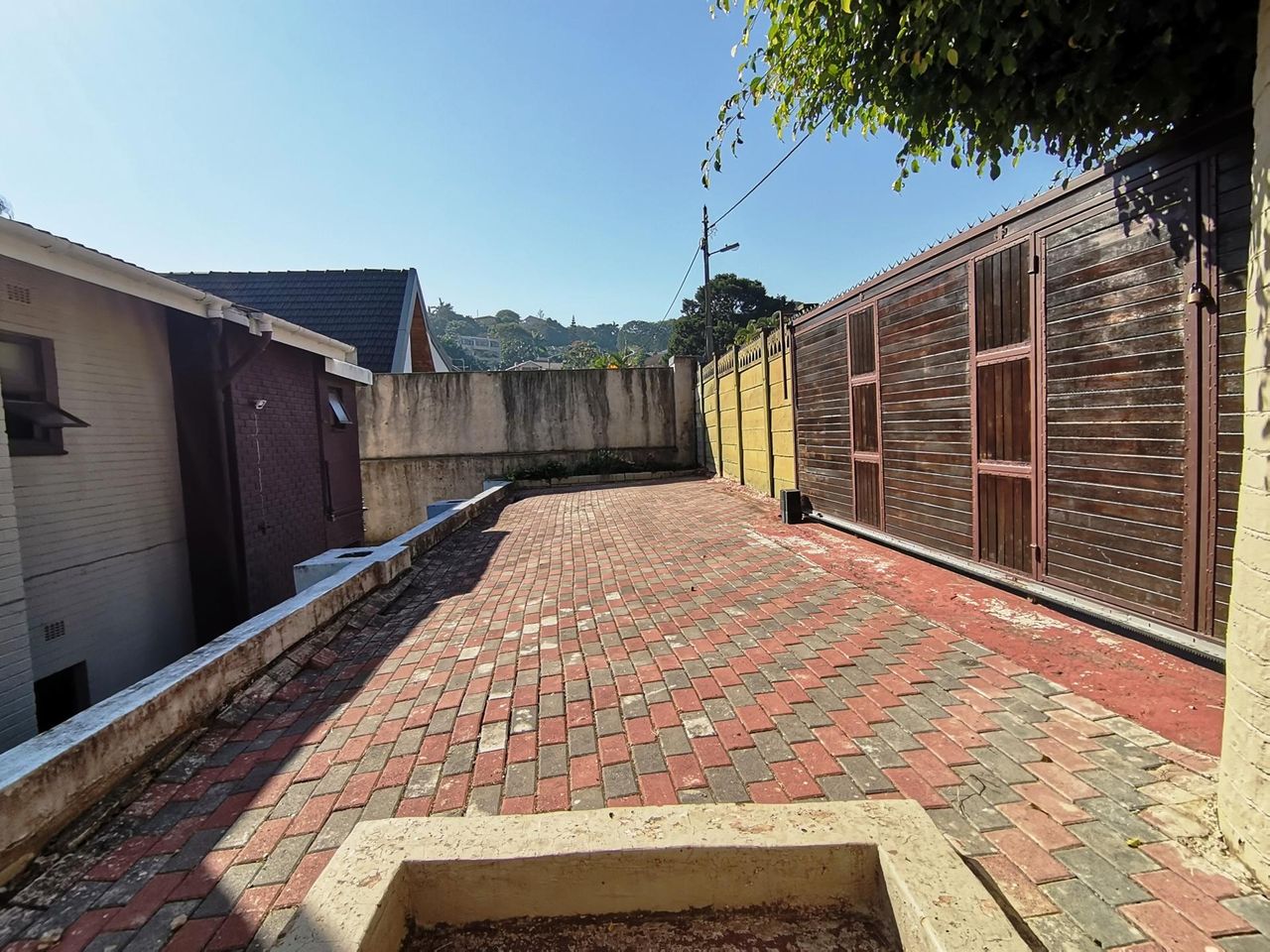 Bachelor to rent in Glenmore, Durban
