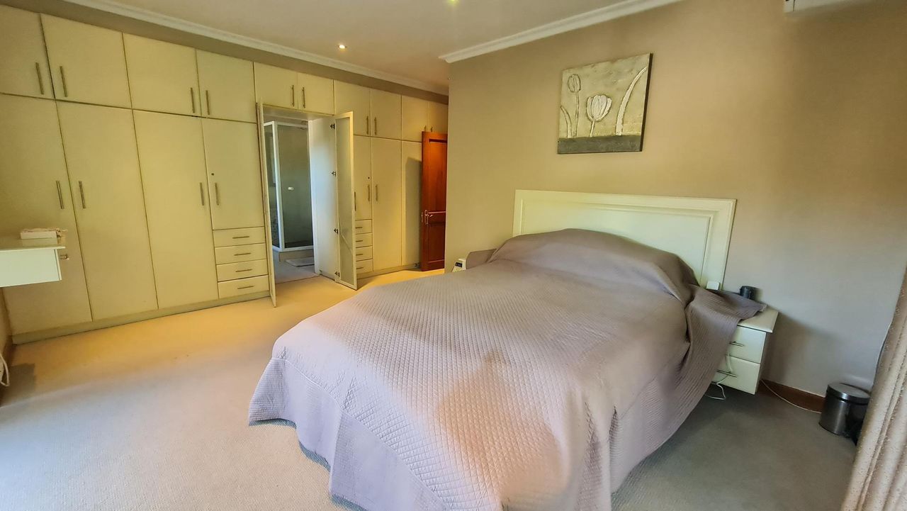 4 Bedroom townhouse sectional for sale in Glen Hills, Durban North