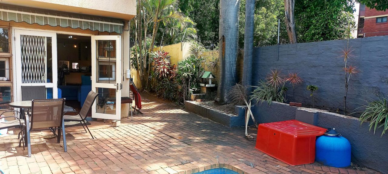 2 Bedroom duplex apartment for sale in Musgrave, Durban