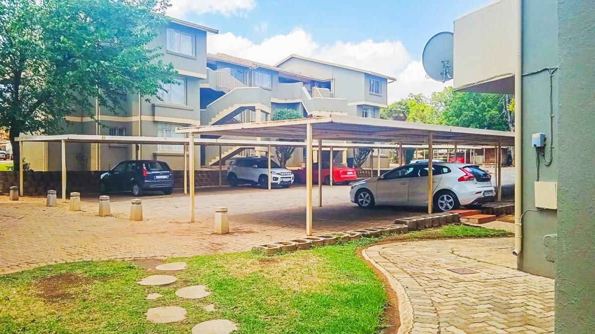 2 Bedroom apartment to rent in Florida, Roodepoort