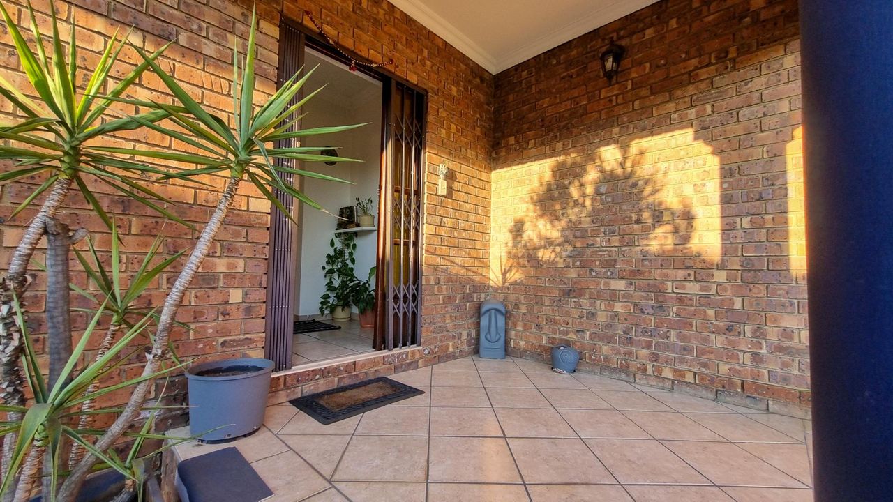 3 Bedroom house sold in Roberts Estate, Middelburg