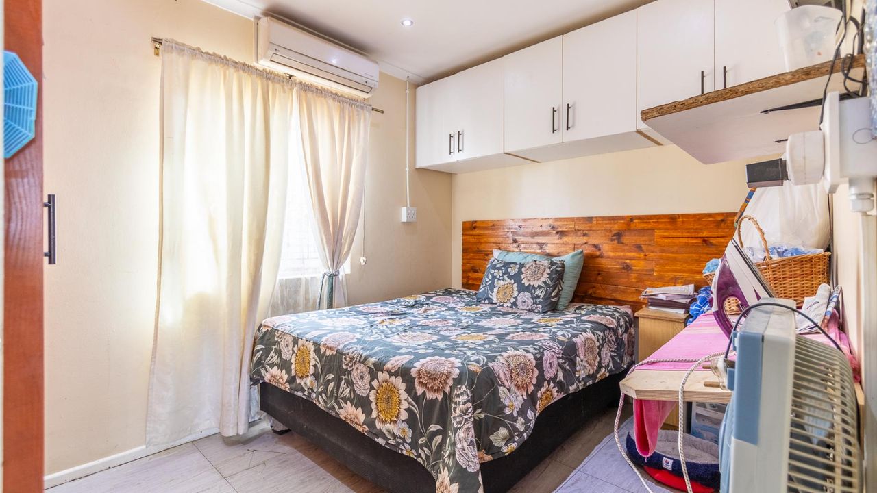 3 Bedroom house for sale in New Orleans, Paarl