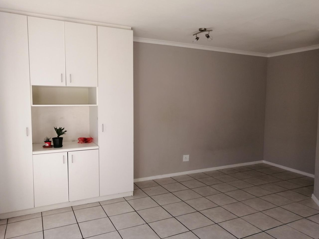 1 Bedroom apartment sold in Oakglen, Bellville