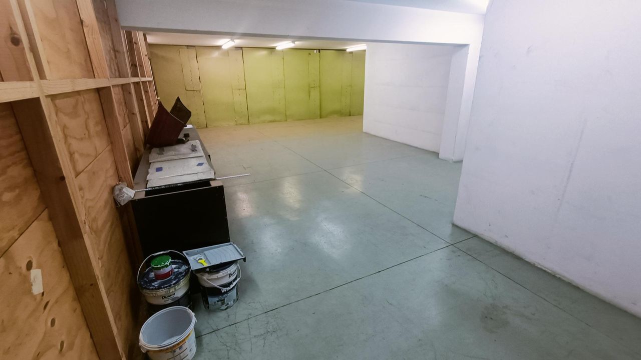 Factory to let in Laser Park, Roodepoort