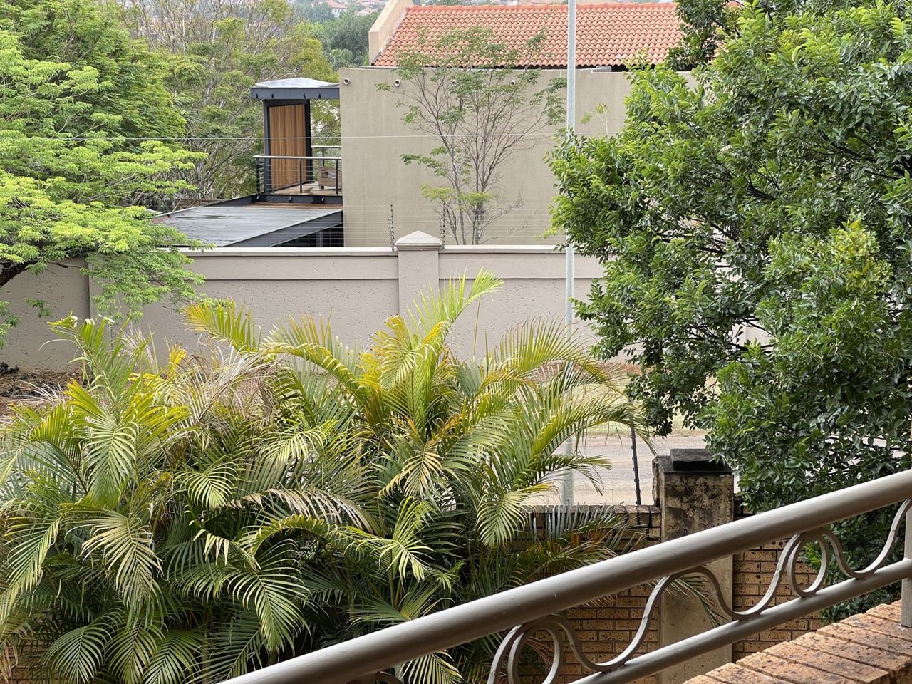 2 Bedroom townhouse sectional for sale in Boardwalk, Pretoria