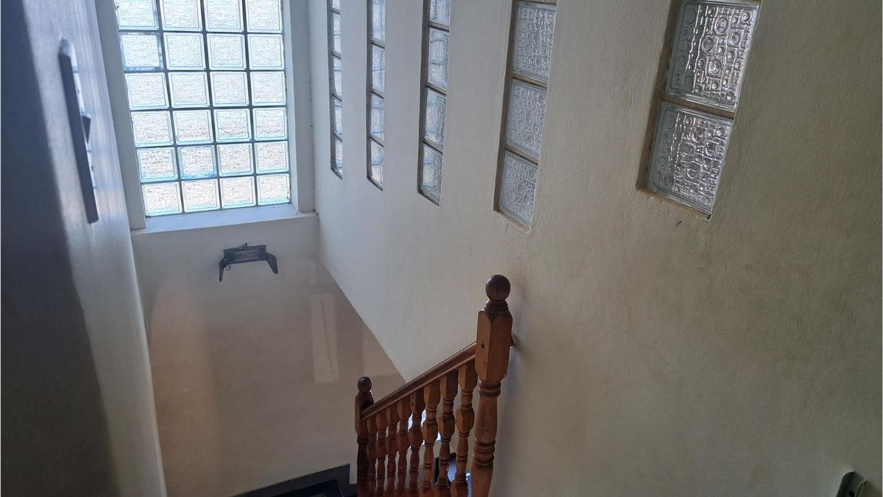 5 Bedroom house to rent in Austerville, Durban