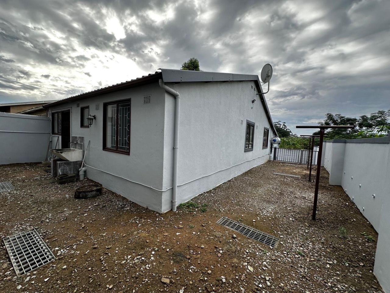 3 Bedroom house to rent in Stonebridge, Phoenix