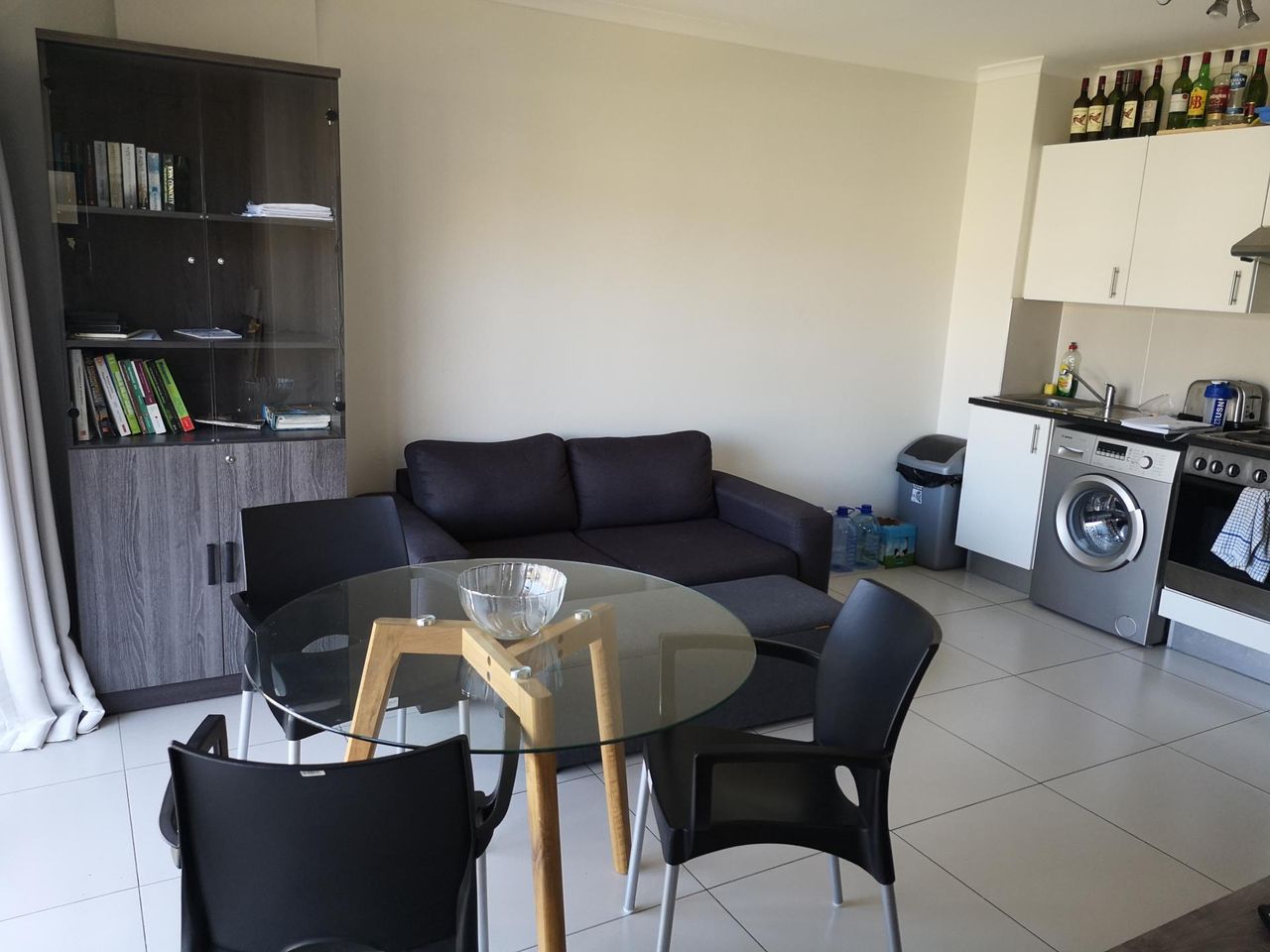 1 Bedroom apartment to rent in Rondebosch, Cape Town