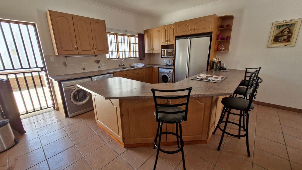 3 Bedroom house for sale in Lamberts Bay