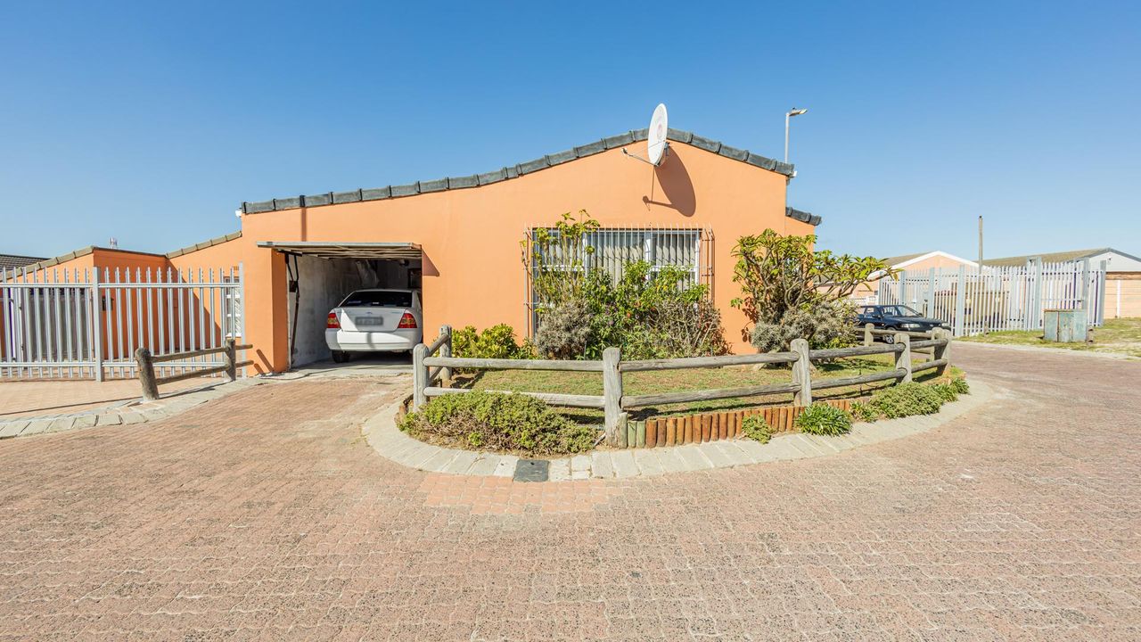 3 Bedroom house for sale in Strandfontein Village, Mitchells Plain