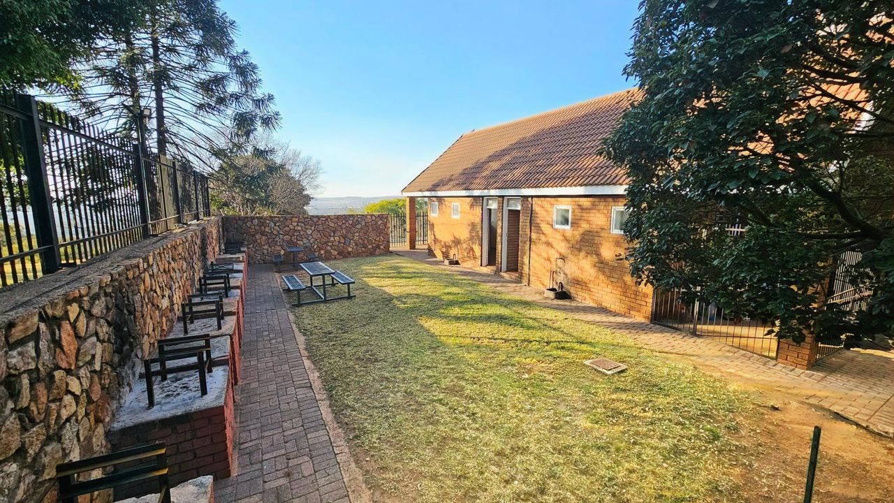 3 Bedroom apartment to rent in La Montagne, Pretoria