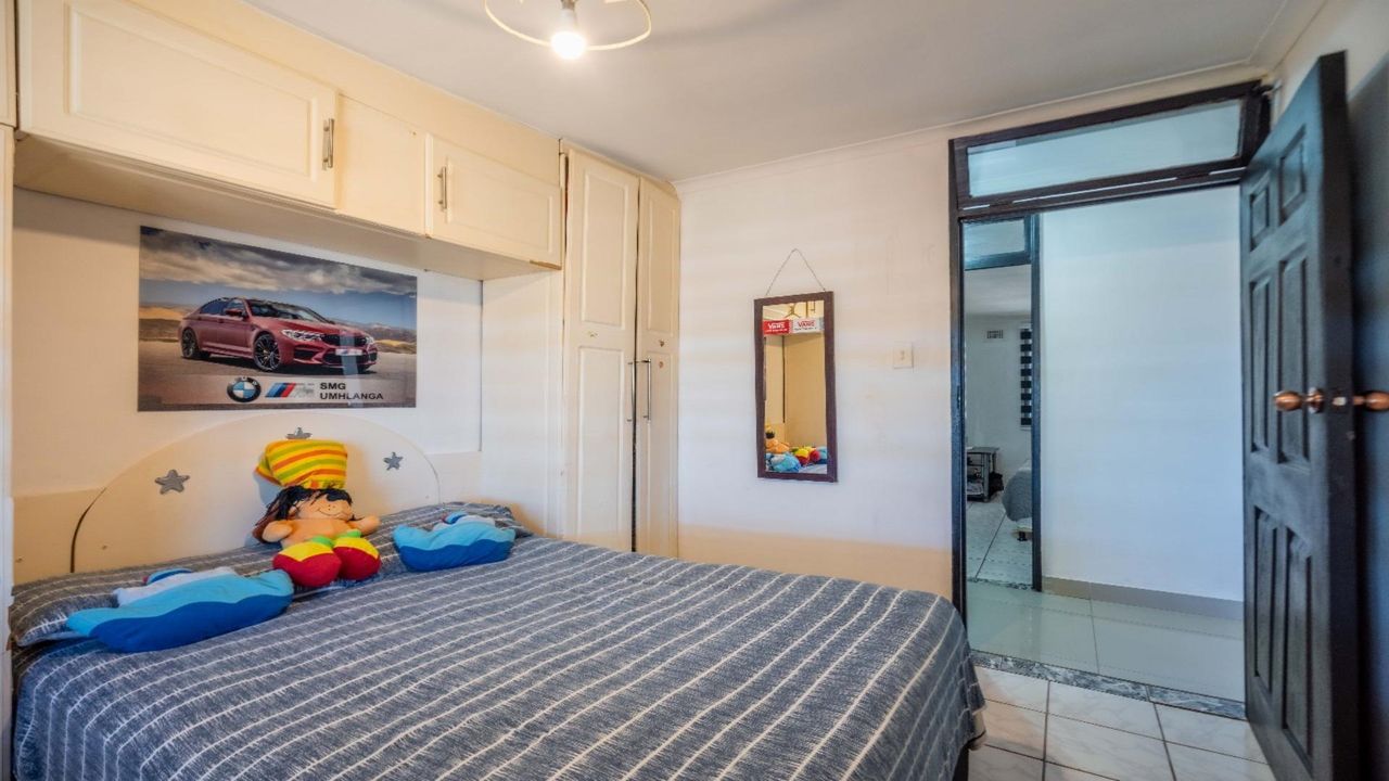 4 Bedroom house for sale in Stonebridge, Phoenix