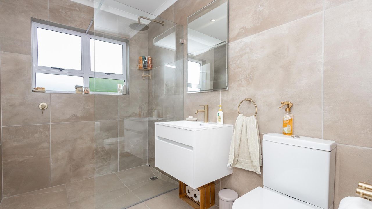 3 Bedroom house for sale in Edgemead, Goodwood