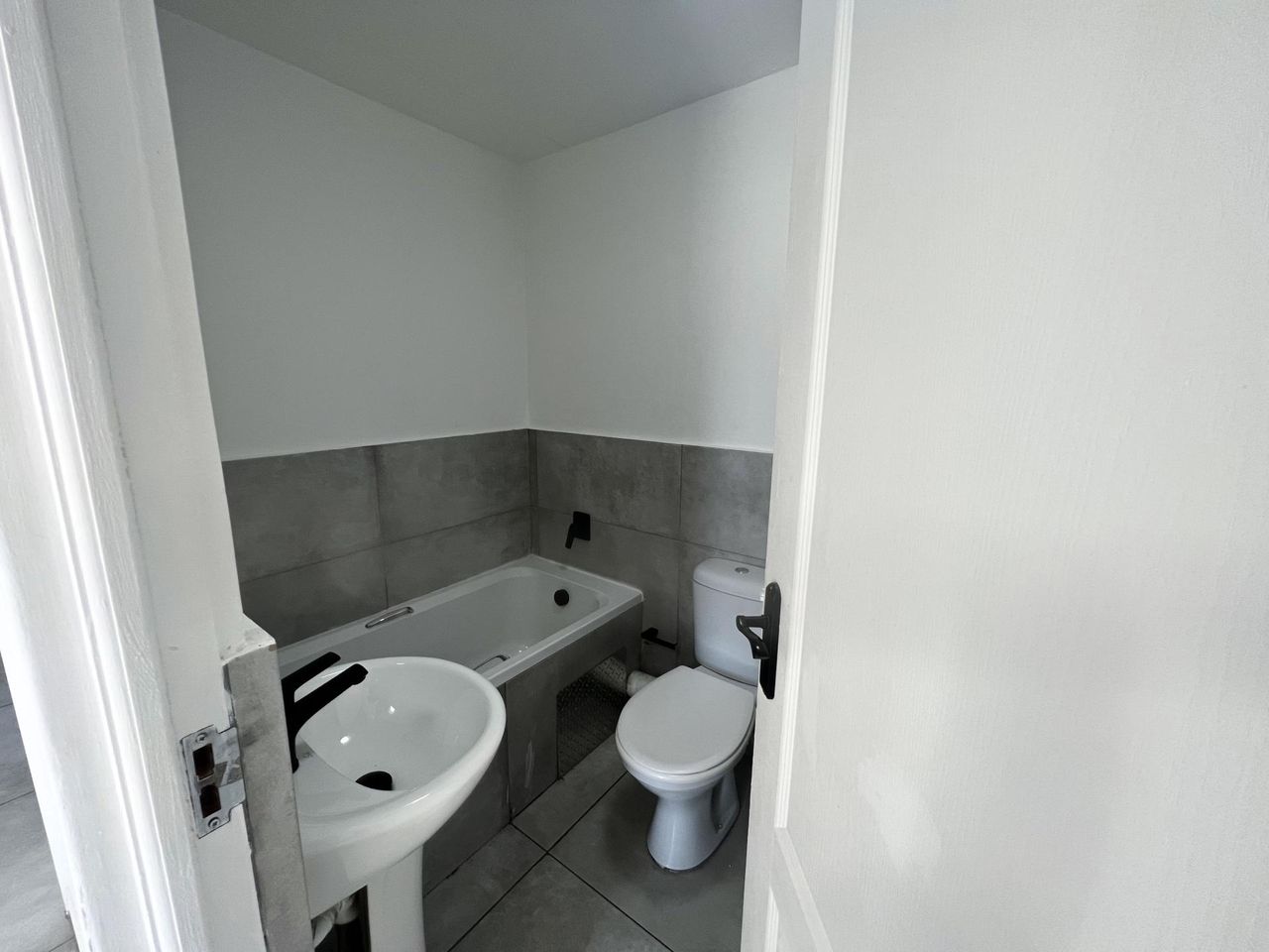 2 Bedroom flat for sale in Ruyterwacht, Goodwood