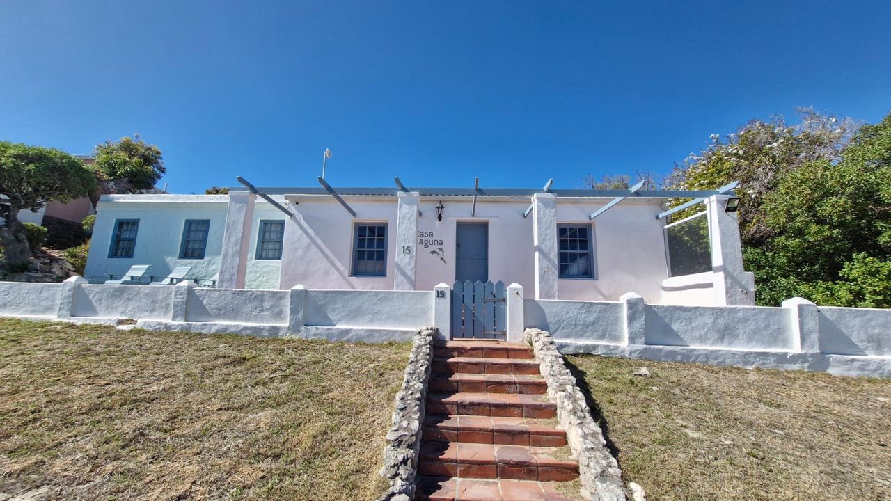 3 Bedroom house for sale in Middedorp, Langebaan