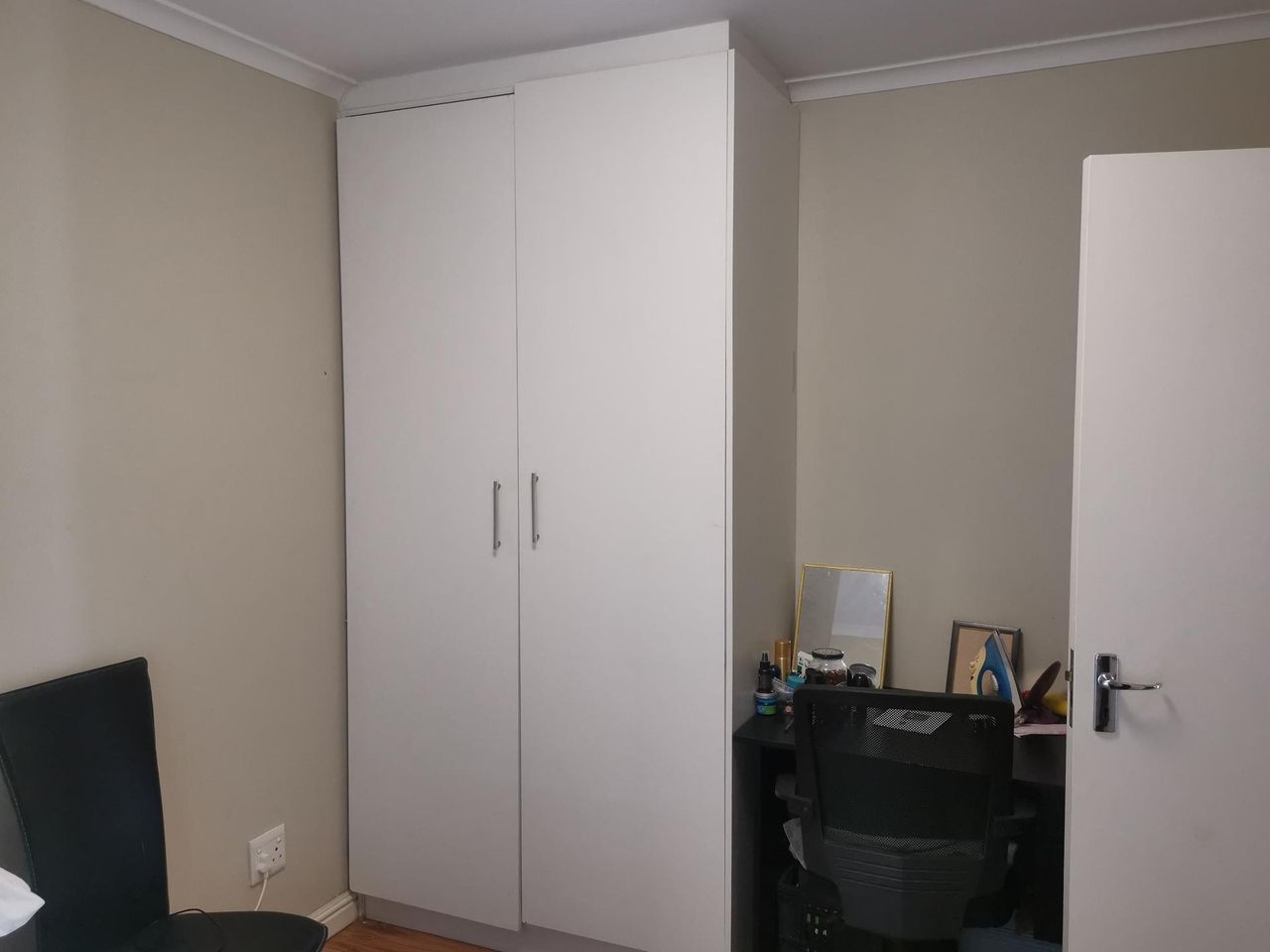 2 Bedroom semidetached to rent in Southfield, Cape Town