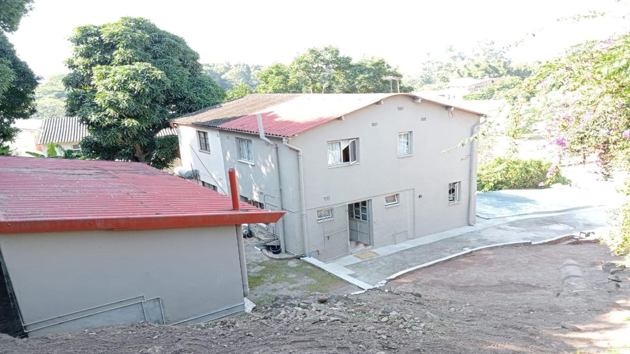 2 Bedroom house for sale in Montford, Chatsworth