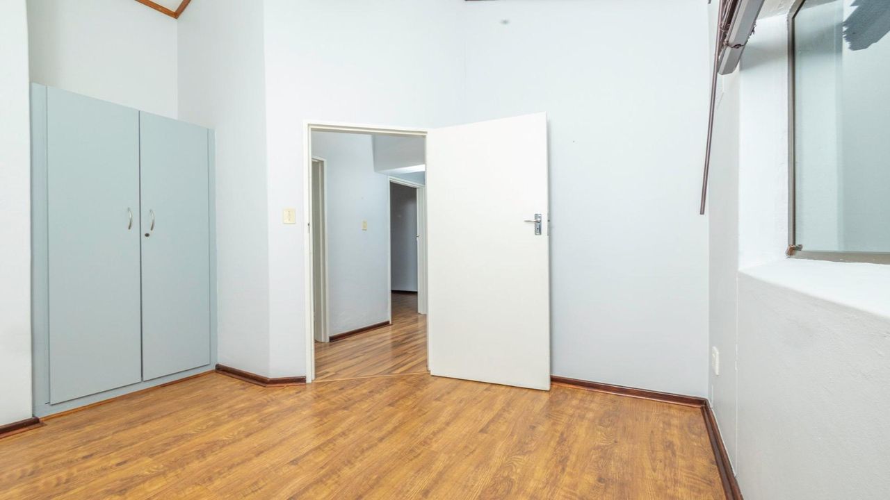 3 Bedroom duplex townhouse sectional for sale in Stellenryk, Bellville