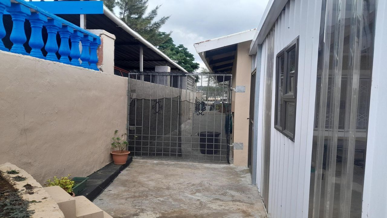 3 Bedroom house for sale in Brookdale, Phoenix