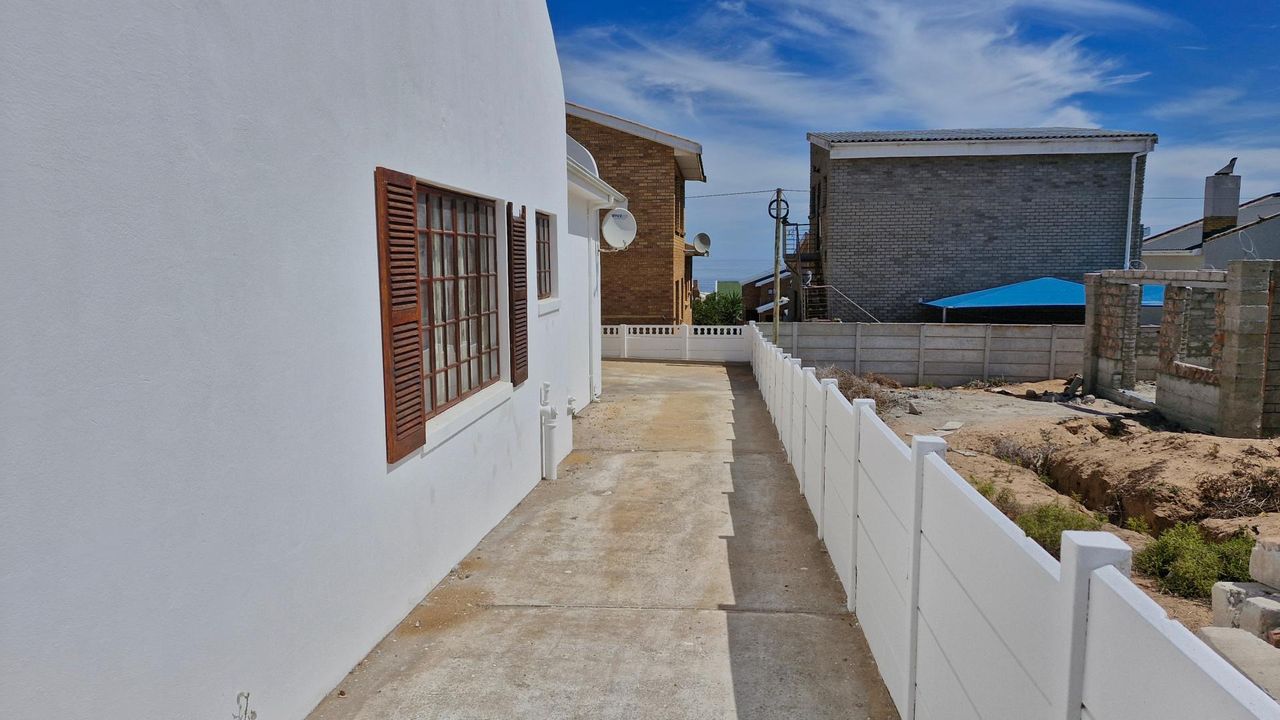 3 Bedroom house for sale in Lamberts Bay