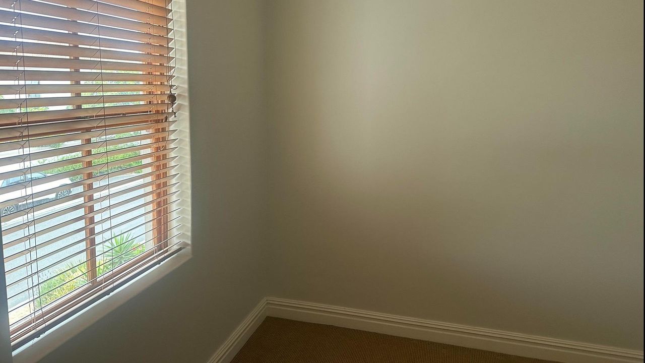 3 Bedroom duplex townhouse freehold for sale in Kirstenhof, Cape Town