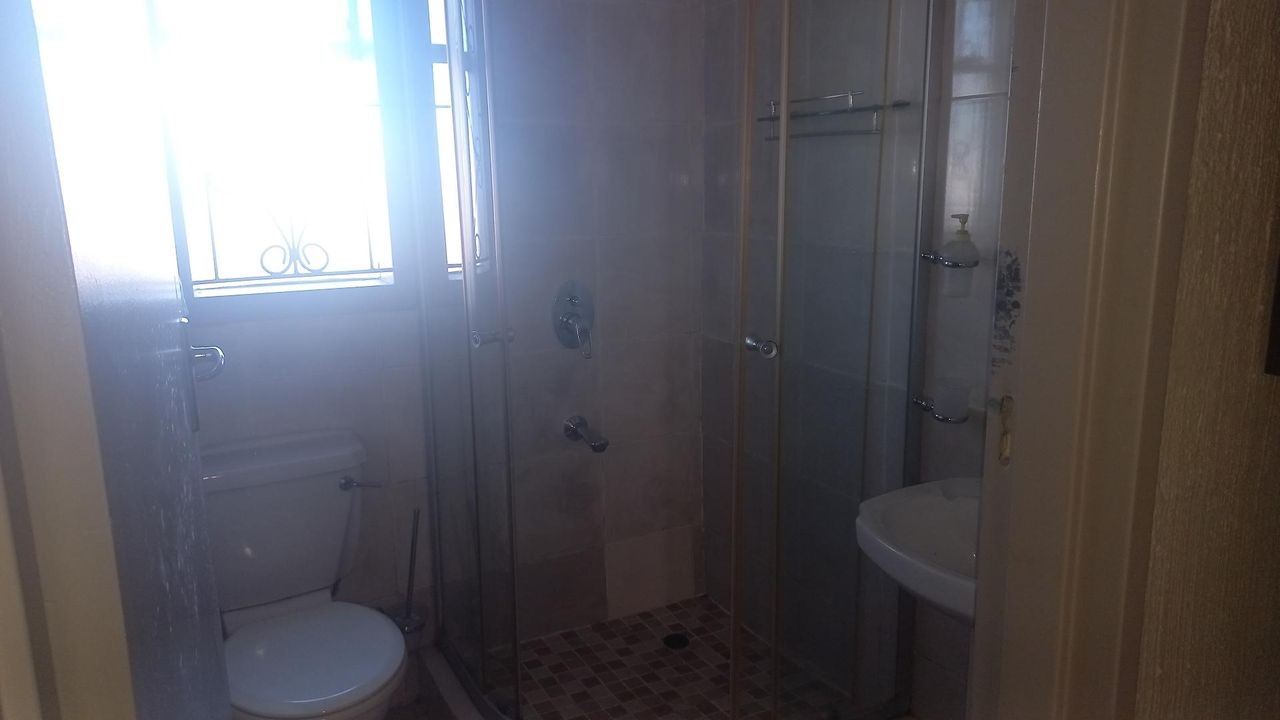 1 Bedroom bachelor flat for sale in Caneside, Phoenix