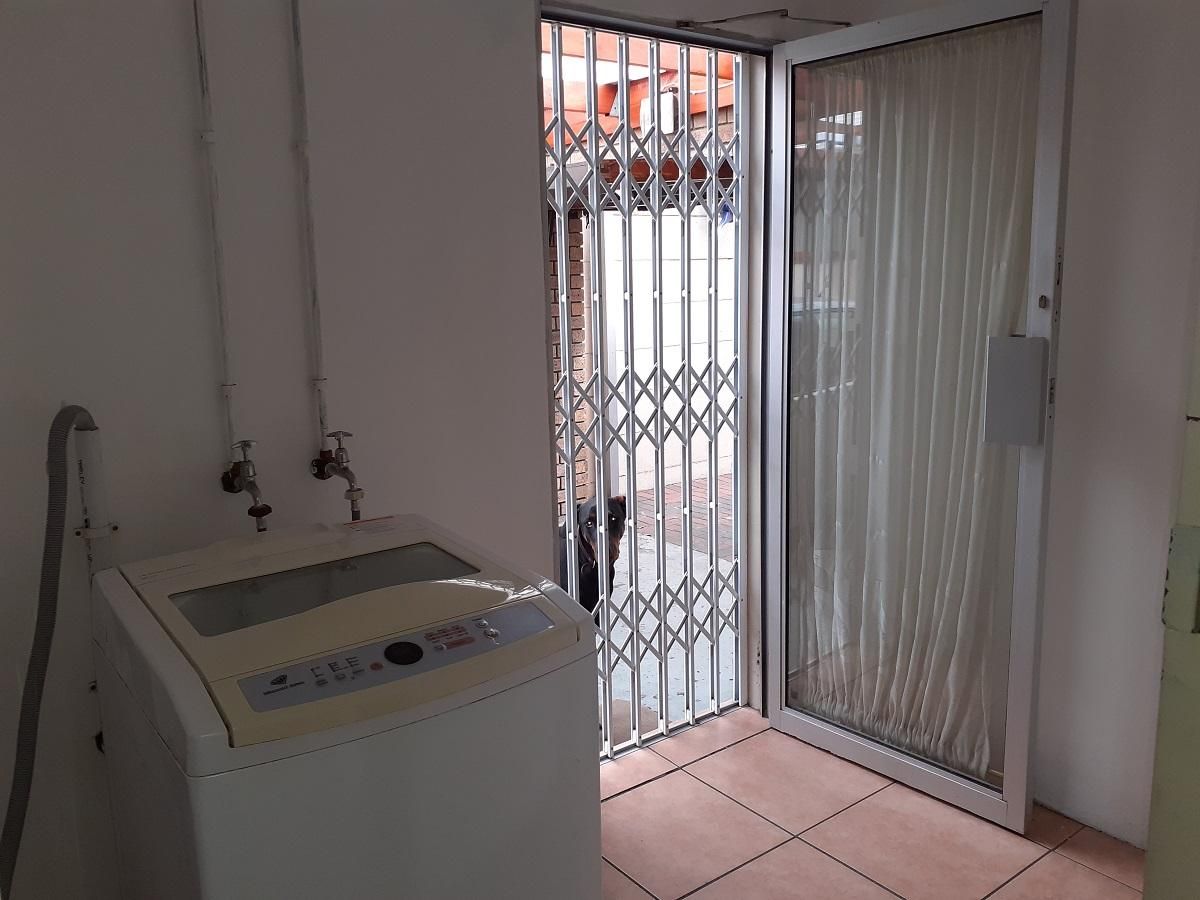 3 Bedroom house to rent in Ottery, Cape Town