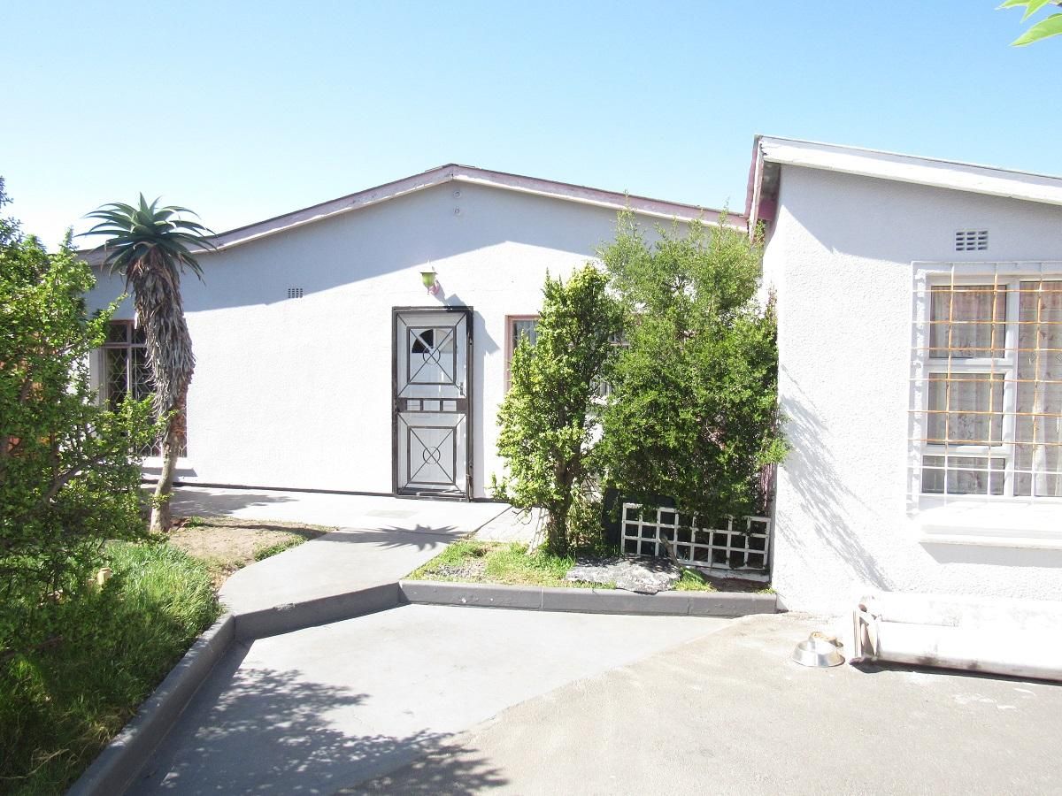3 Bedroom house for sale in Lotus River, Cape Town