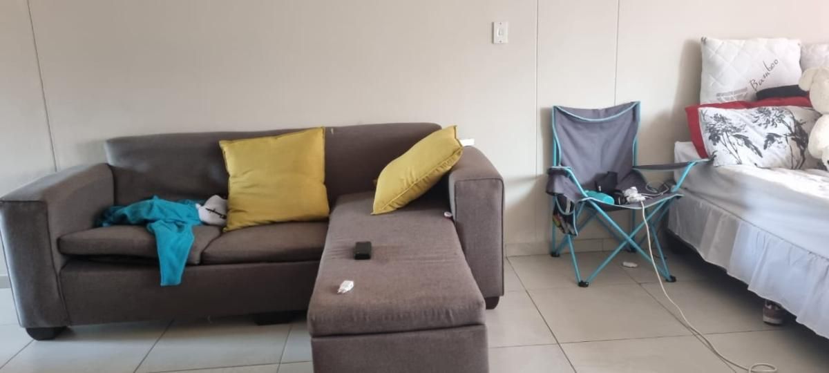 1 Bedroom bachelor apartment for sale in Sunnyside, Pretoria