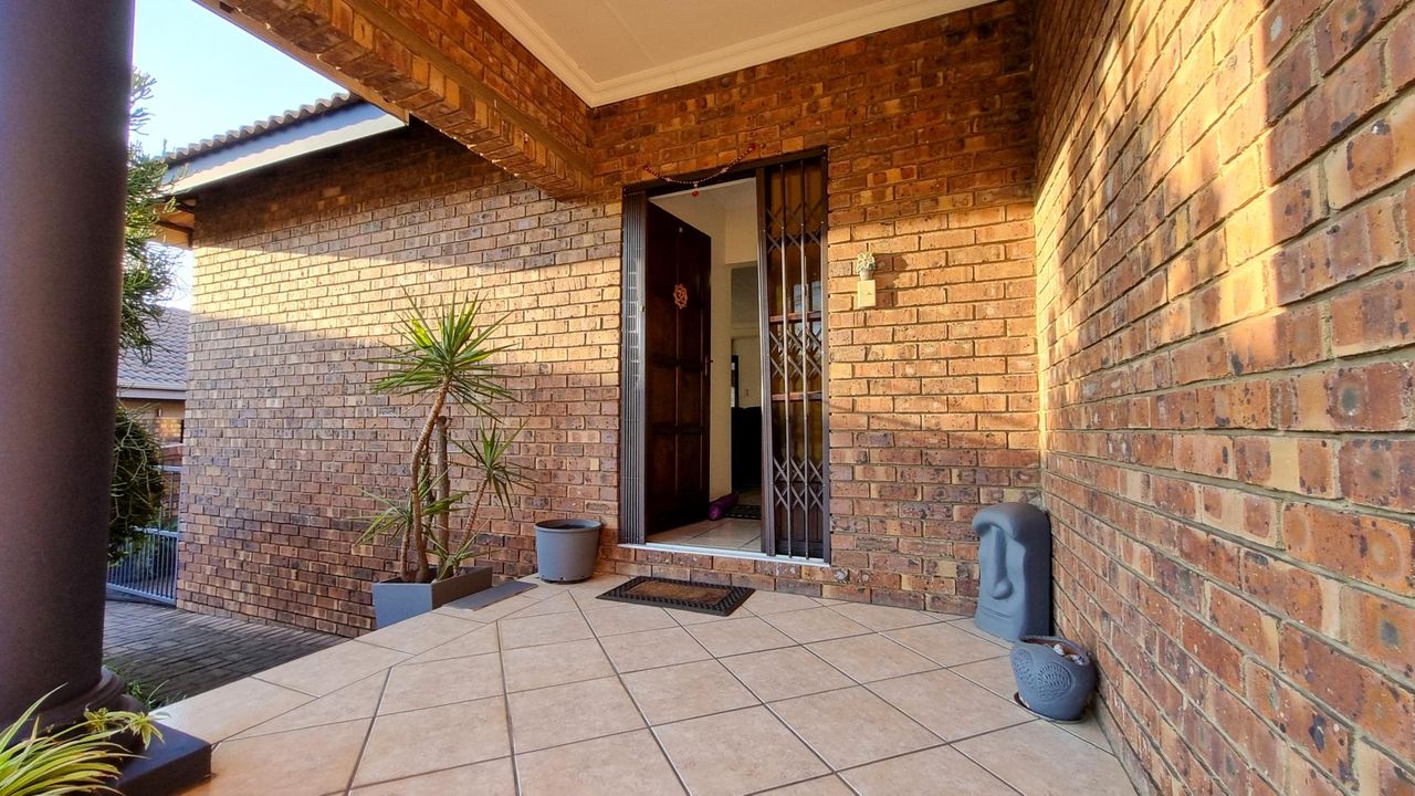 3 Bedroom house sold in Roberts Estate, Middelburg