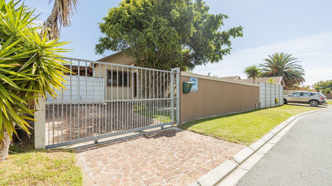 3 Bedroom house sold in Protea Village, Brackenfell