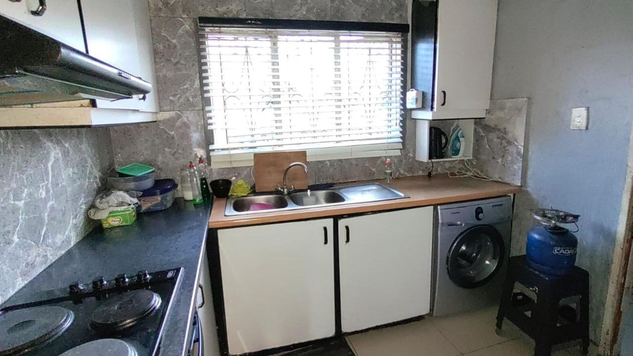 1 Bedroom apartment for sale in Stonebridge, Phoenix