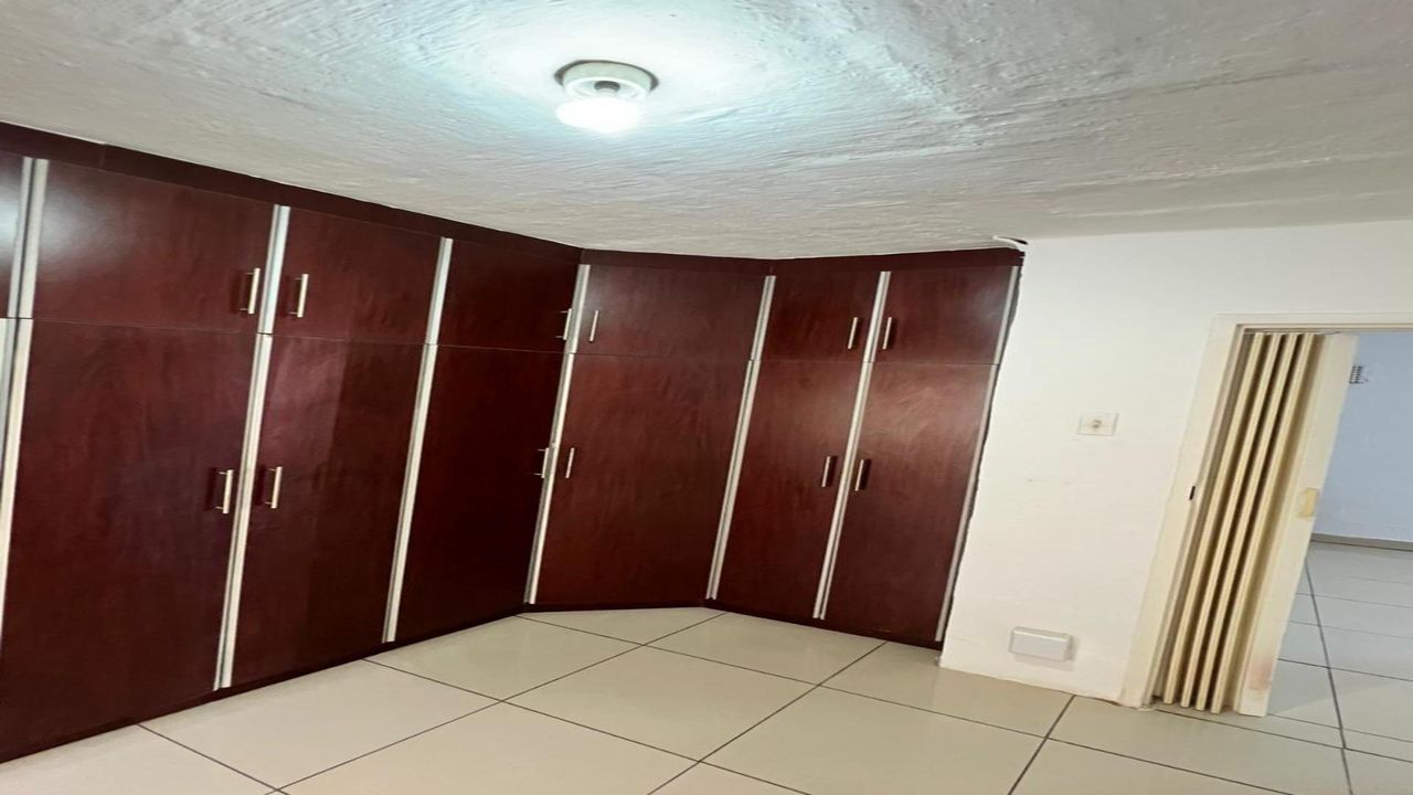 1 Bedroom cottage to rent in Whetstone, Phoenix