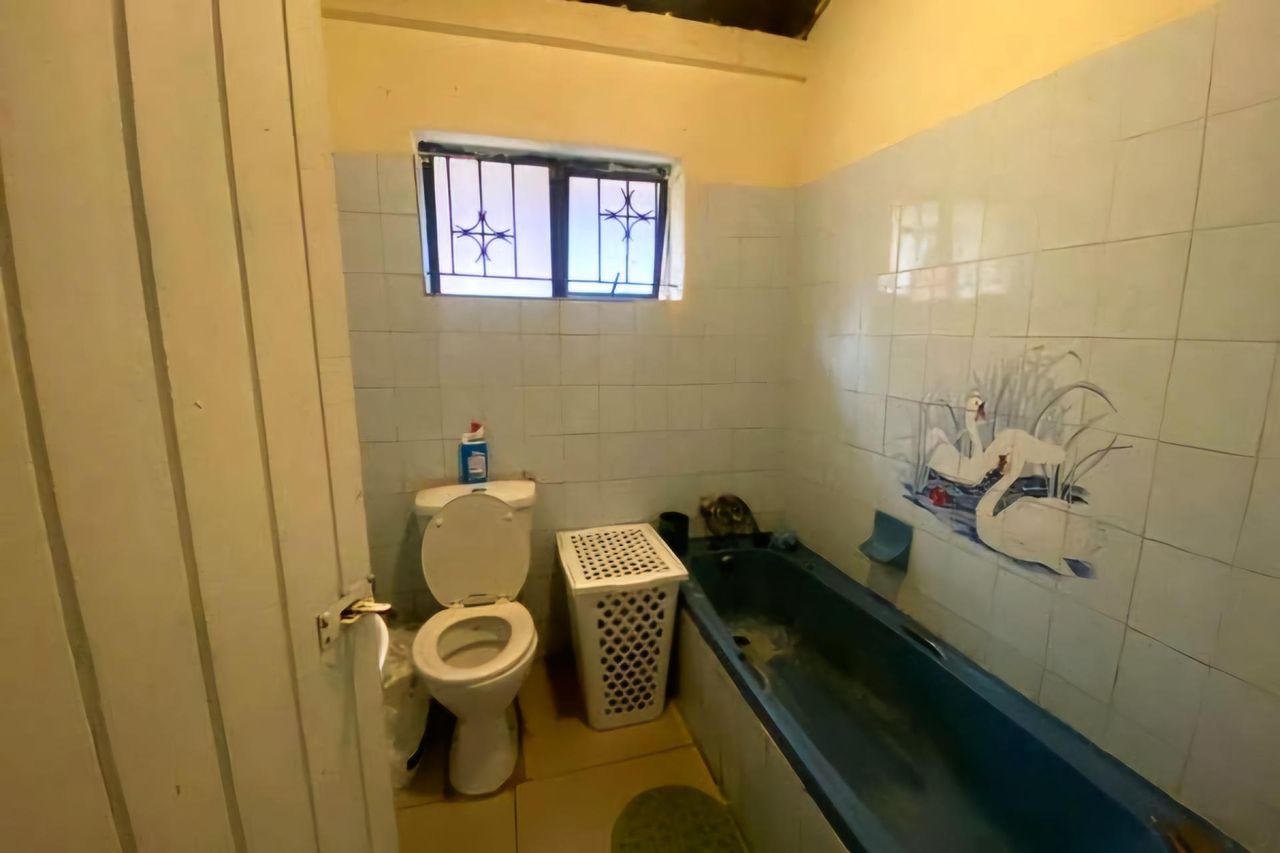 2 Bedroom house for sale in Kwadabeka,