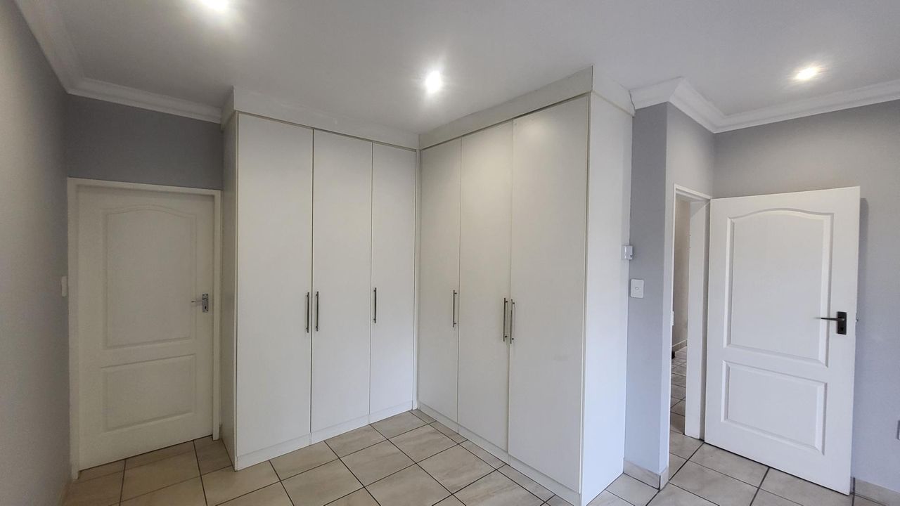 3 Bedroom house for sale in Gateway Manor, Hartbeespoort