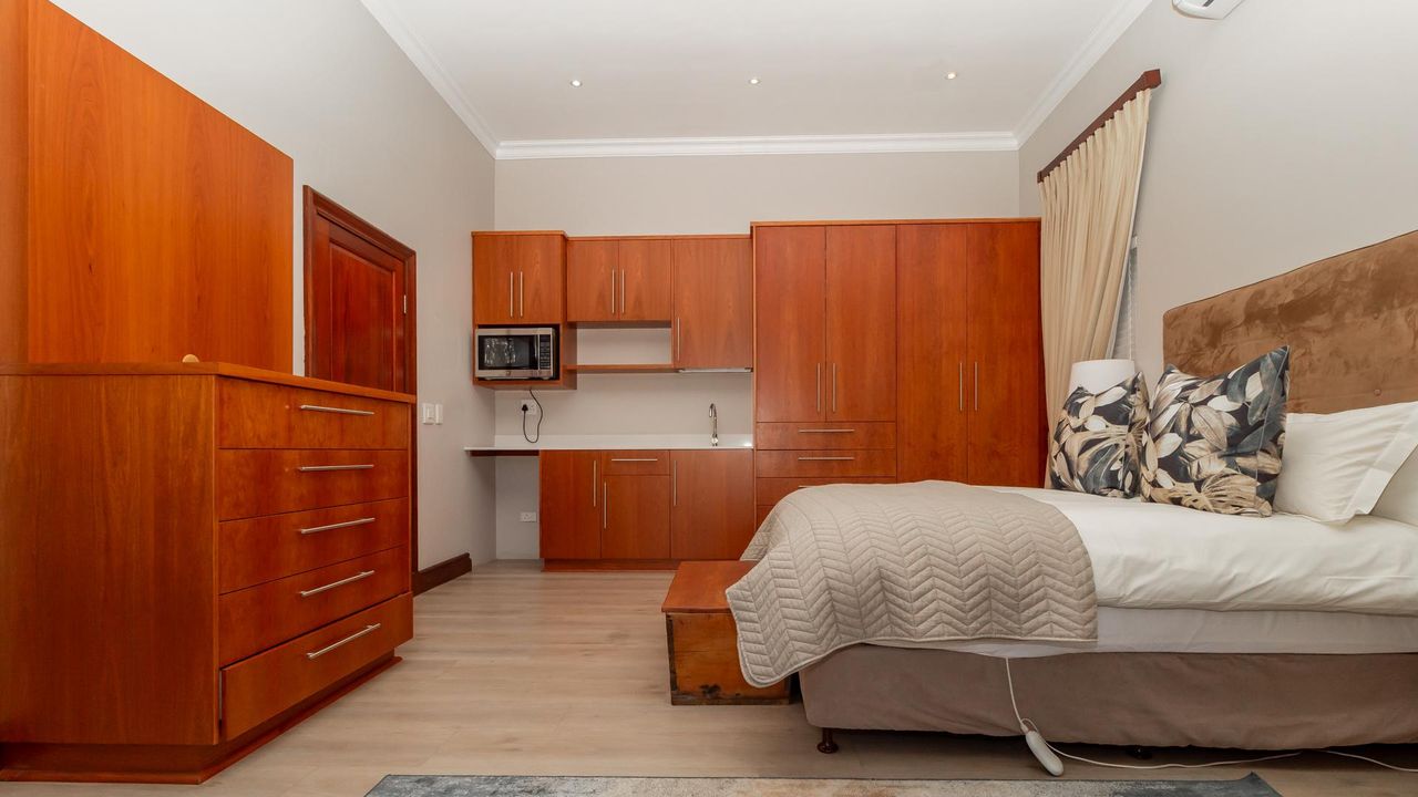 6 Bedroom house for sale in Kuilsrivier Industria, Kuils River