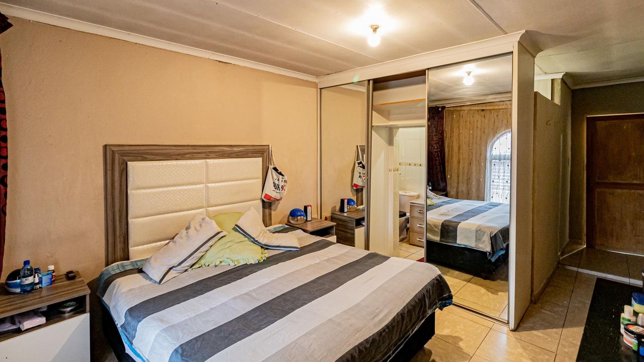 3 Bedroom house for sale in Riverlea, Johannesburg