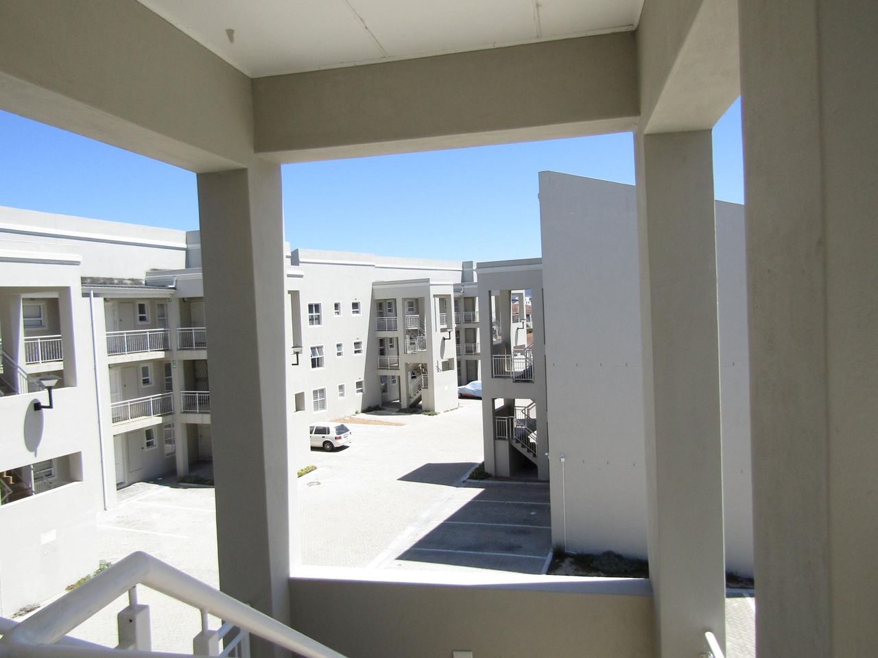 2 Bedroom apartment for sale in Muizenberg, Cape Town