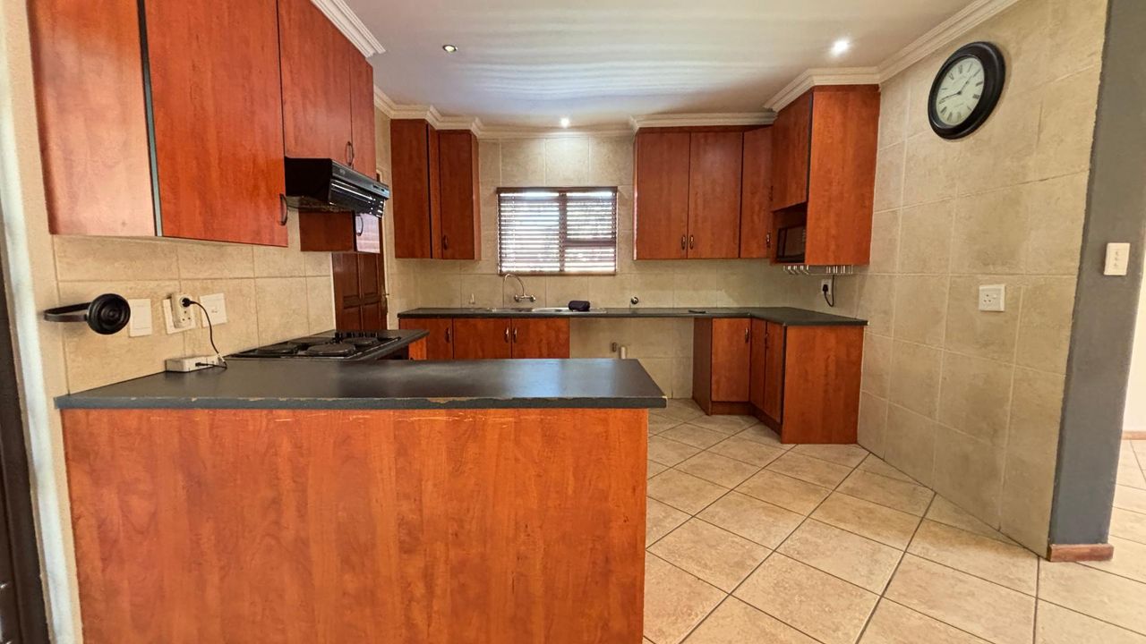2 Bedroom house to rent in Southdowns Estate, Alberton