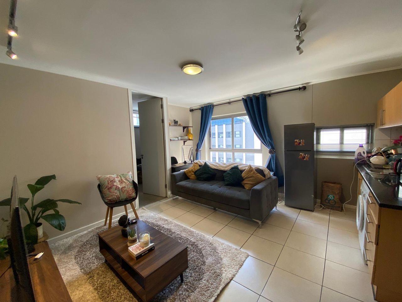1 Bedroom apartment to rent in Claremont, Cape Town