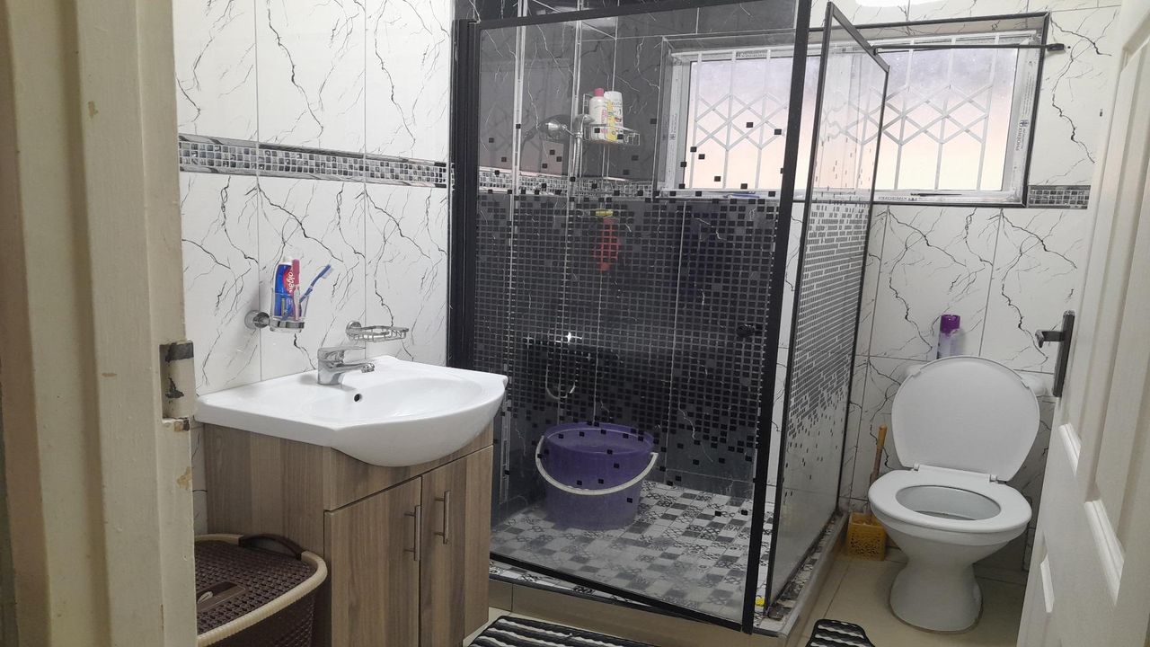 3 Bedroom house for sale in Brookdale, Phoenix